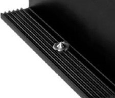 Klema środkowa Dł: 50 mm z pinami uziemiającymi anodowana czarna